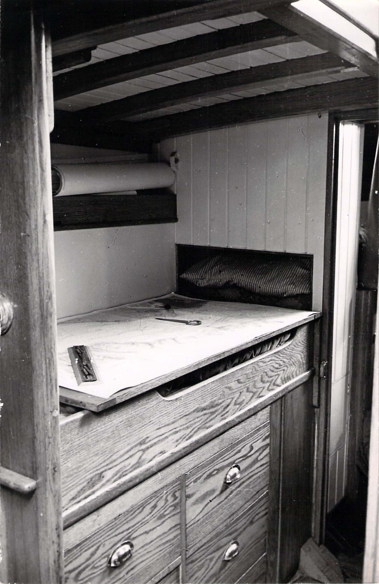 1939: Pictures of original interior