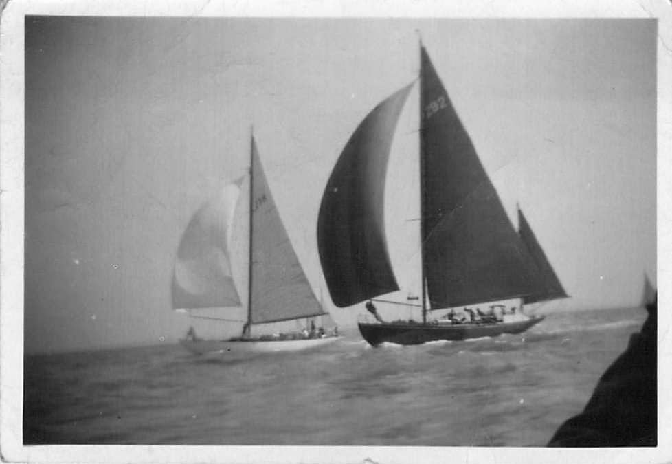 1940s: A stylish toast to a race competitor